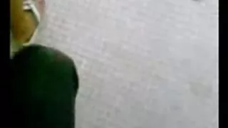 اسکور لینڈ کی زبردست اسٹیفنی اسٹالز کے ساتھ سائیڈ فک فلم