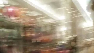 ریئلٹی کنگز کی خوبصورت جینس گریفتھ کے ساتھ سوفا پر سمٹ
